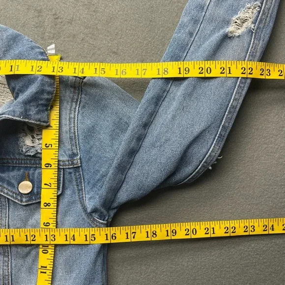 Fashion Nova‎ Distressed Light Wash Denim Jean Jacket - Picture 7 of 11